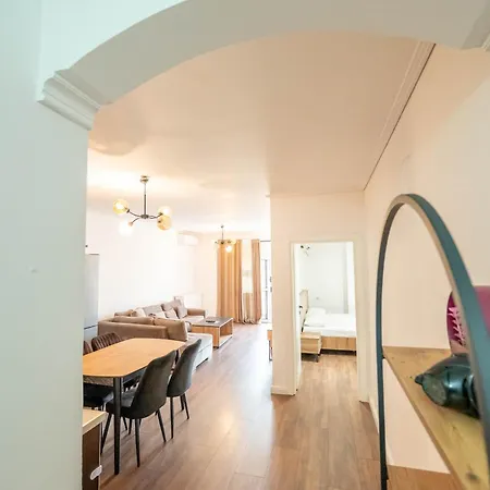 公寓 Tirent - Komuna E Parisit, 2