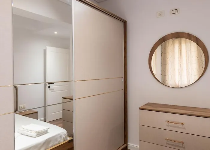 Tirent - Komuna E Parisit, 2 Appartamento Tirana