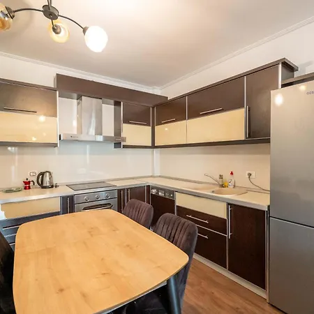 Tirent - Komuna E Parisit, 2 Apartman Tirana